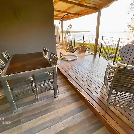 Beachfront Villa By M&H Tamarin Extérieur photo