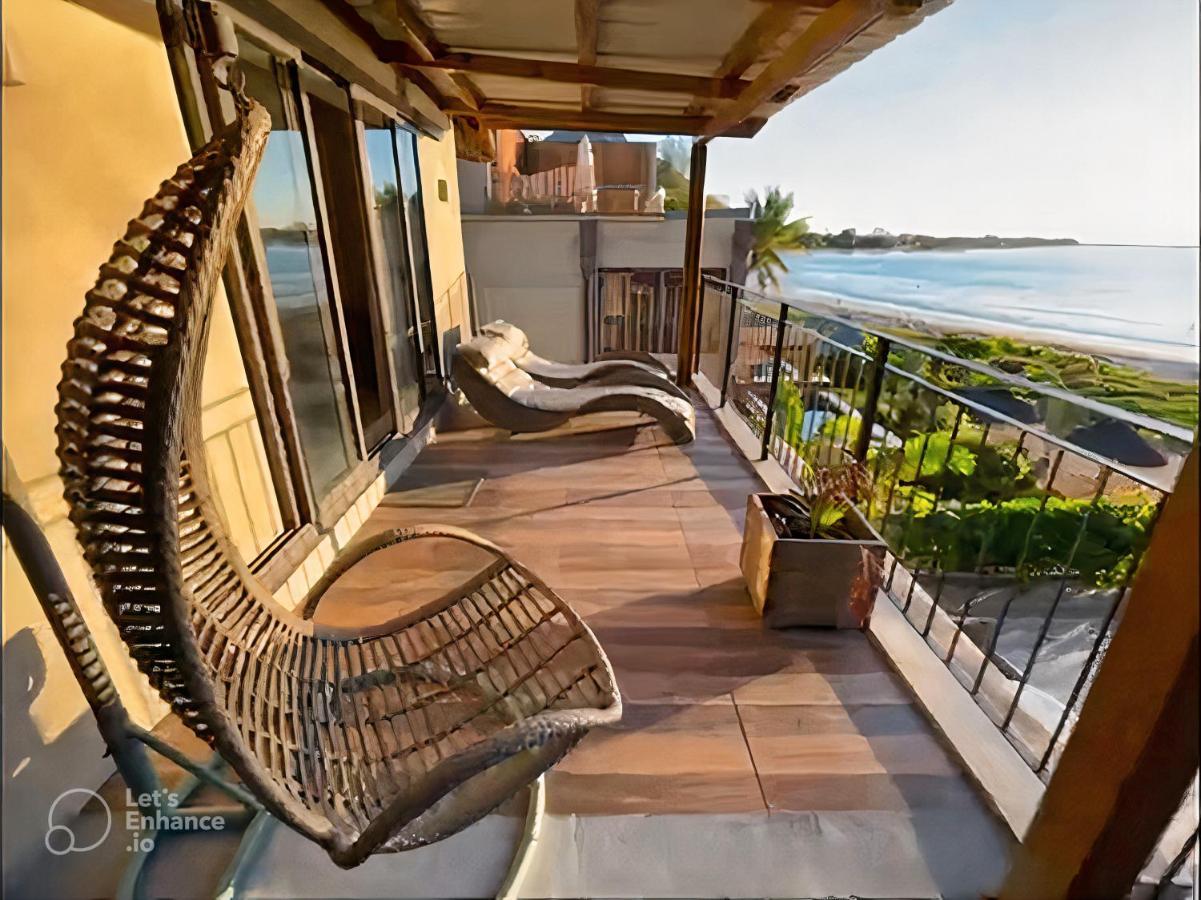 Appartement Beachfront By M&h *